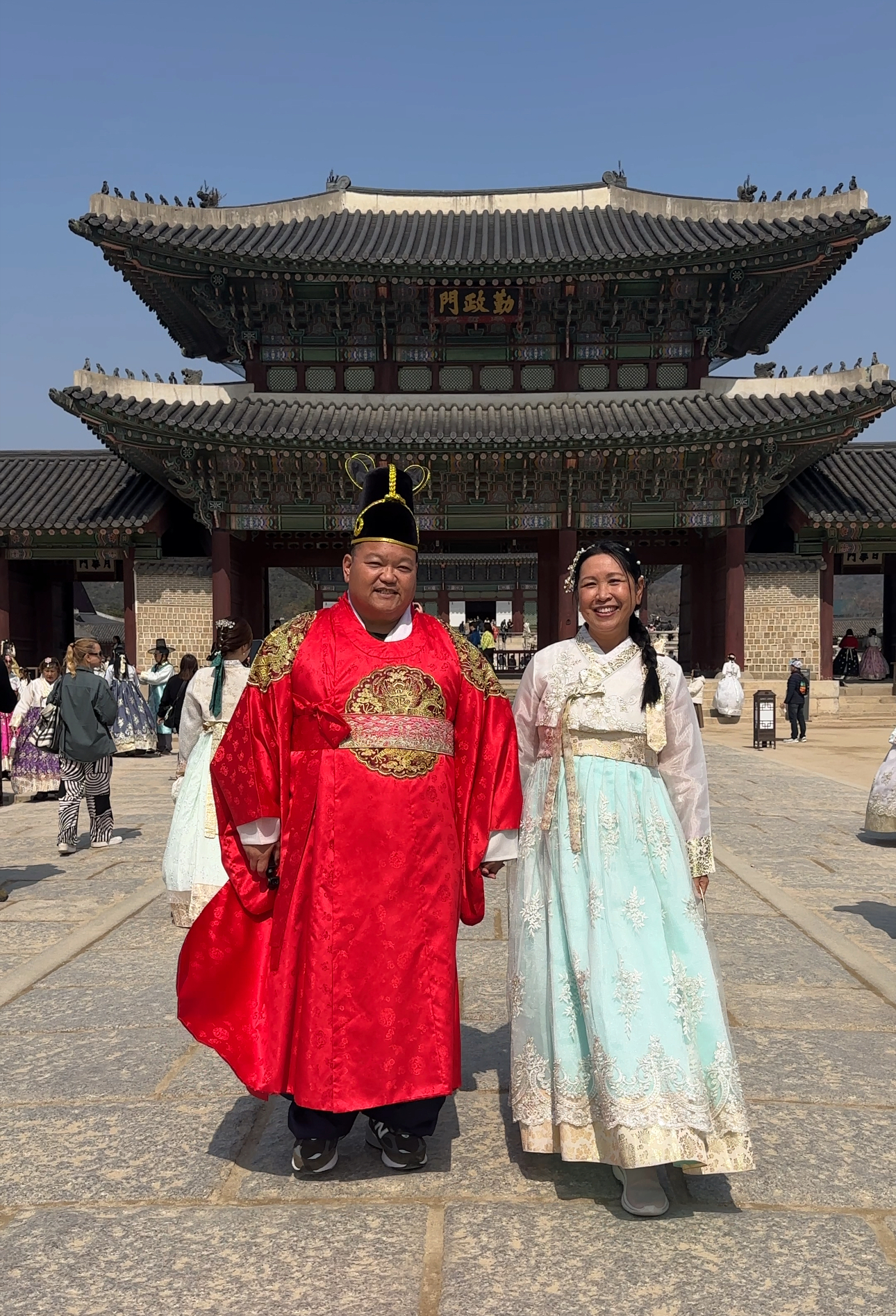 GaR and ZeM in Hanbok